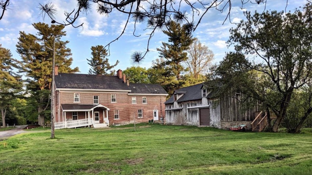 to Tucker House Tucker House Renewal Centre